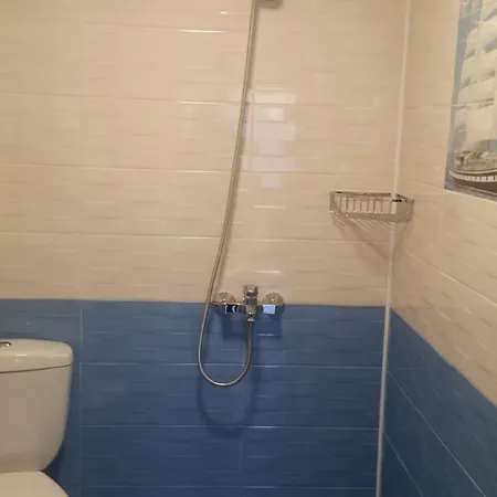 Blue House 홈스테이 사레보