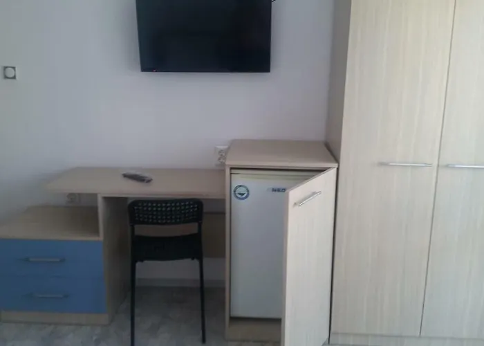 Gazde/Camere de închiriat Blue House